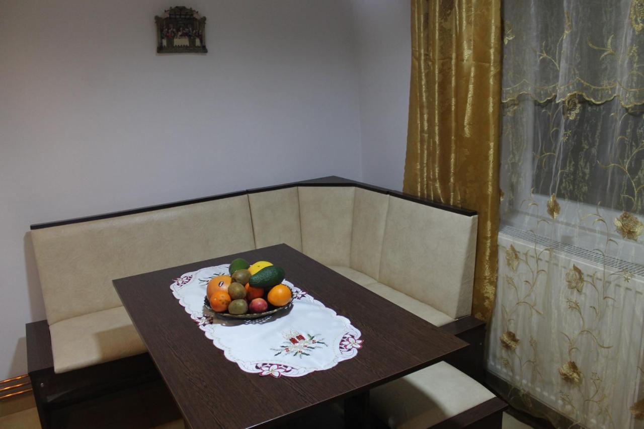 הוילה גורה הומורולווי Casa Andreia מראה חיצוני תמונה